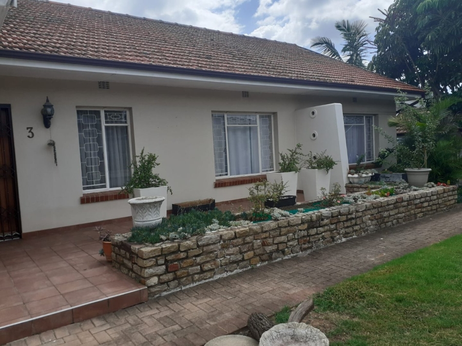 5 Bedroom Property for Sale in Despatch Central Eastern Cape